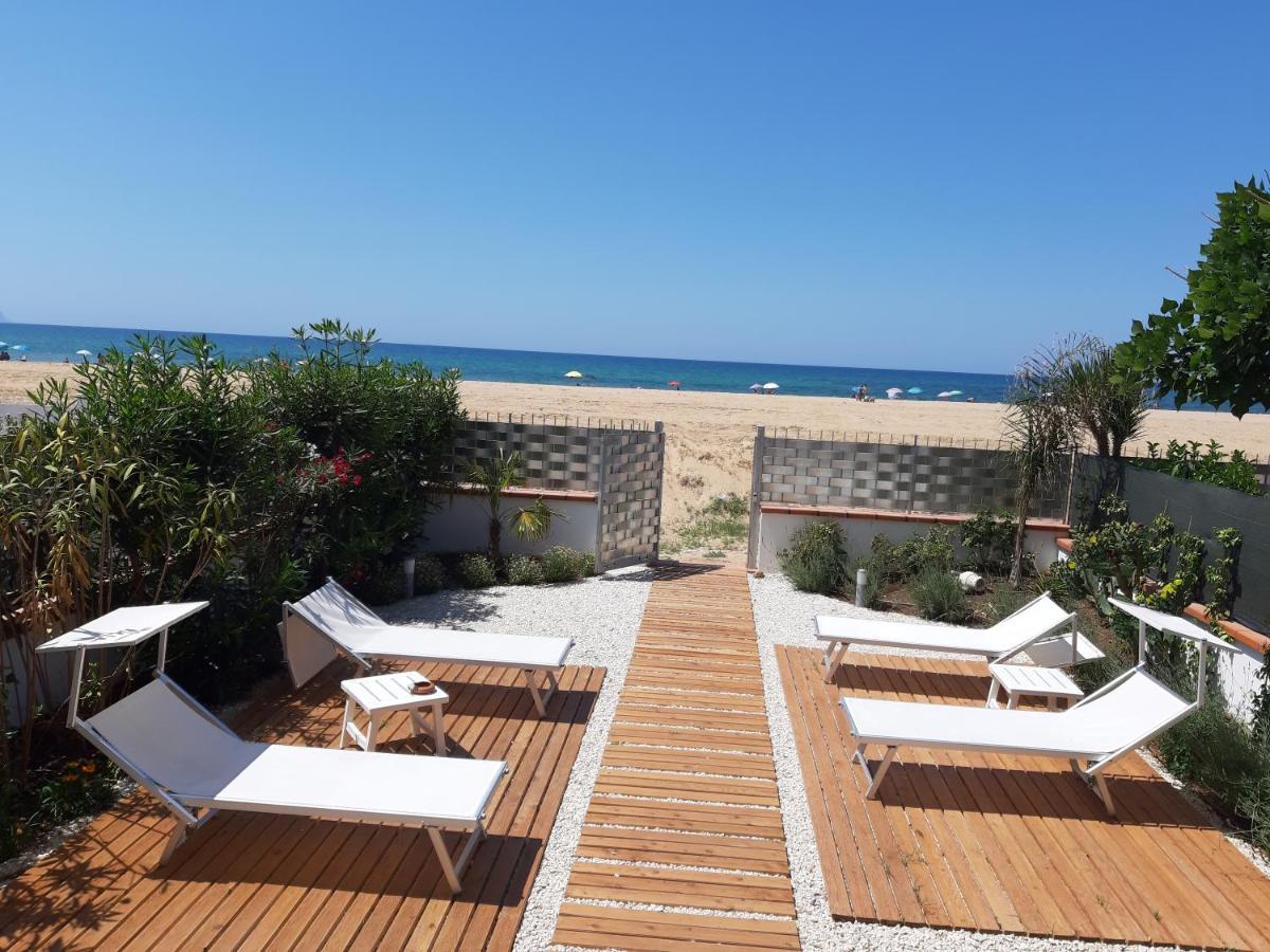 Doride Appartamento Sulla Spiaggia باليستراتي المظهر الخارجي الصورة